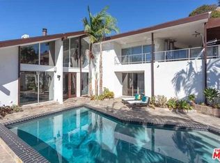 8515 Hollywood Blvd, Los Angeles, CA 90069