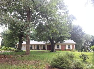 42 Doverdale Rd, Greenville, SC 29615