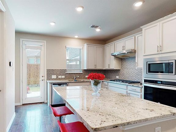 4th image of 2544 Bozeman Ln