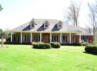 112 Saddle Creek Cv, Canton, MS 39046