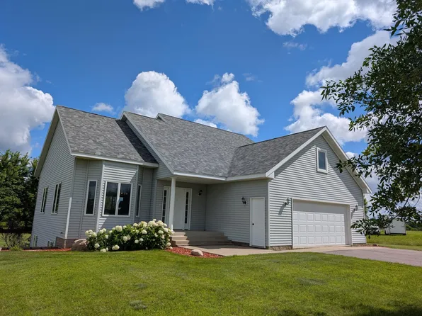 505 Walnut Ave, Holdingford, MN 56340