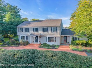 14 Woodside Dr, Rumson, NJ 07760