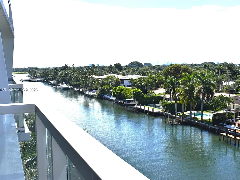 9940 W Bay Harbor Dr #6D — Photo 18