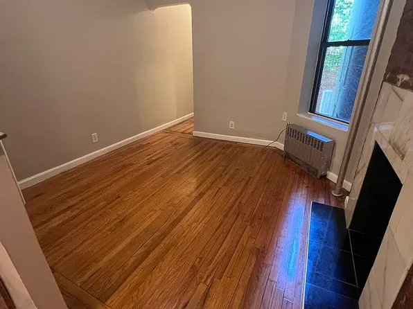 166 W 83rd St, New York, NY