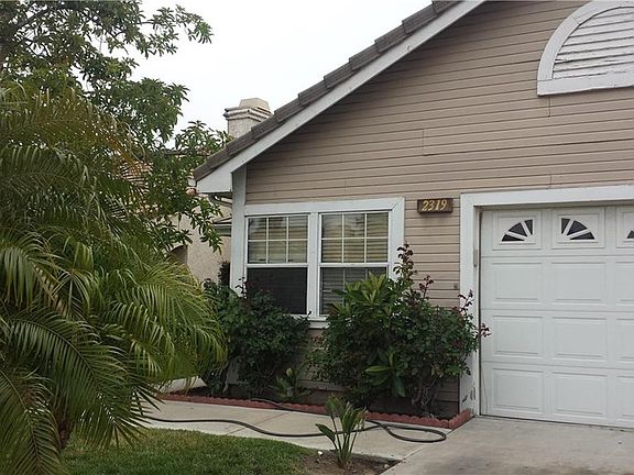 3rd image of 2319 S Augusta Pl