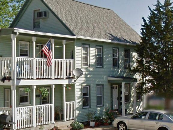 2nd image of 10 Brook St APT 1