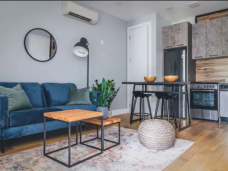 1062 Halsey St #3B — Photo 7