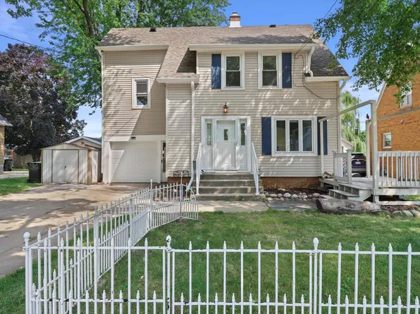 612 West Burnett STREET, Beaver Dam, WI 53916