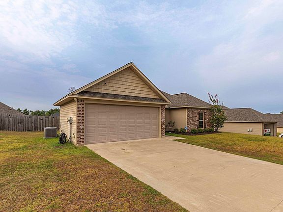 3rd image of 3212 Leyland Dr