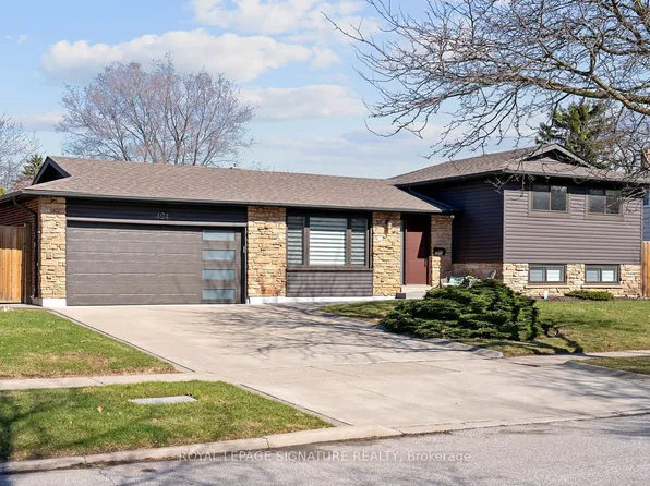 424 Lara Woods, Mississauga, ON L5A 3A9