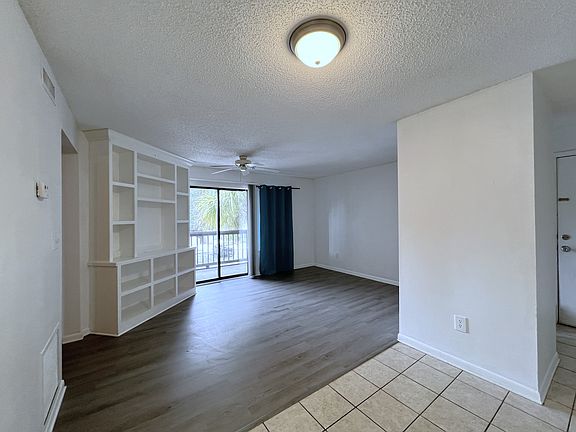 3rd image of 3565 Sable Palm Ln Unit H