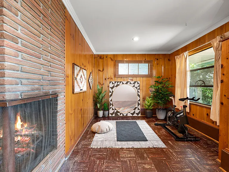 11016 Rainier Ave S — Photo 13