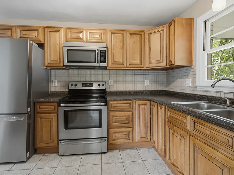 4207 Glynda Dr — Photo 12