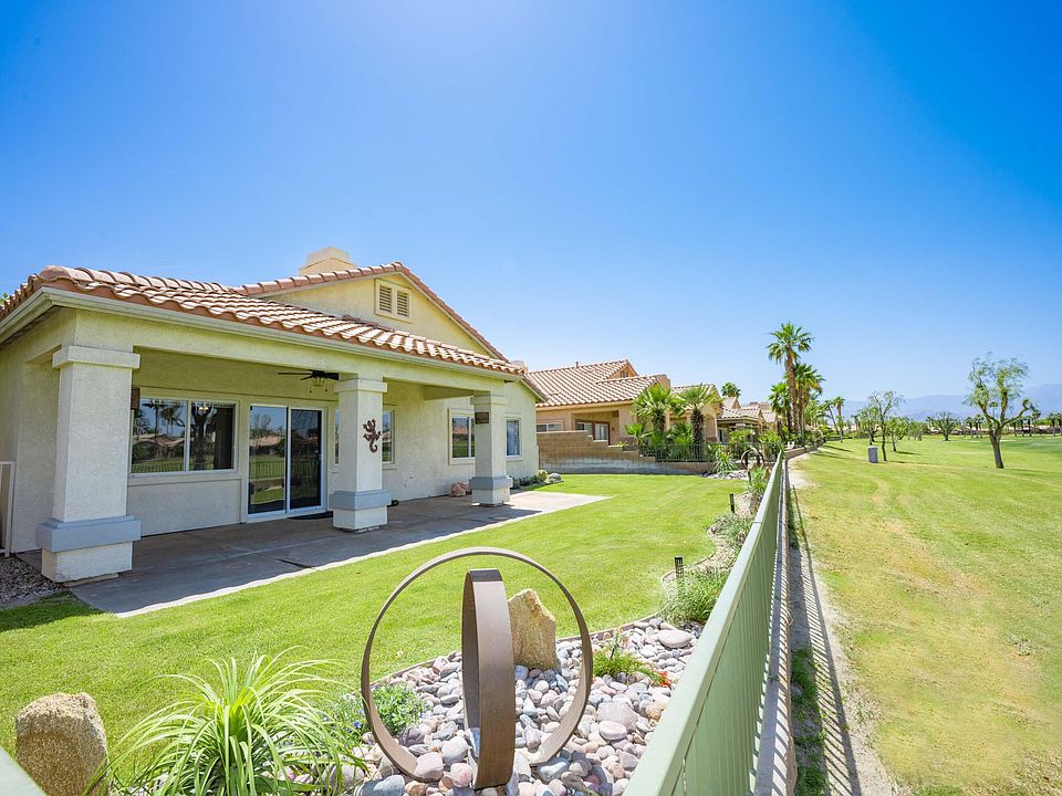 1st image of 80402 Pebble Beach Dr