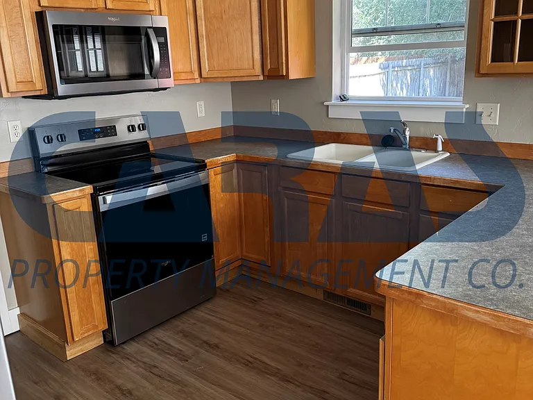 128 Snowberry St — Photo 7