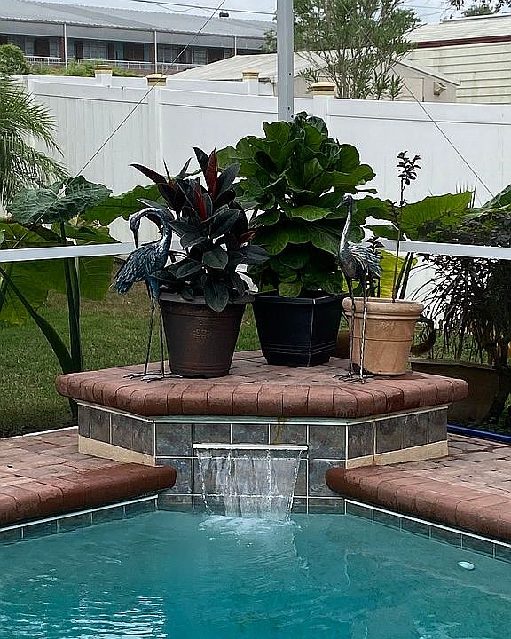2nd image of 2758 Hickory Ridge Dr