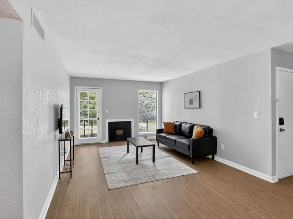 8314 Hillcrest Rd Floor 3-ID1612770P, Kansas City, MO 64138