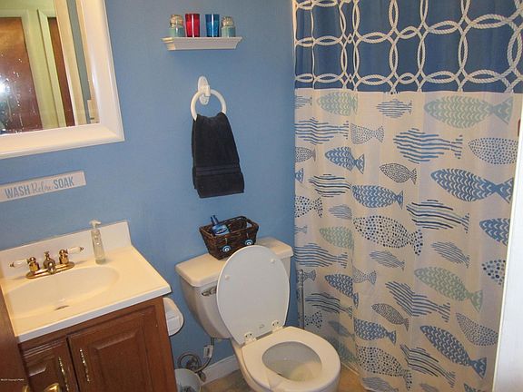 5th image of 155 Snowshoe Ct