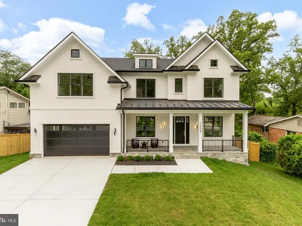 7008 Amy Ln, Bethesda, MD 20817