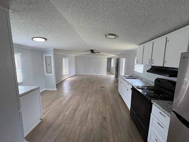 306 Rockhouse Rd E #10 — Photo 11