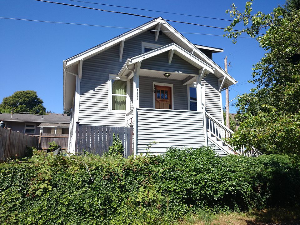 VIew from SW Adams Street