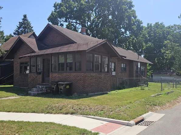 208 3rd Ave, Rock Falls, IL 61071