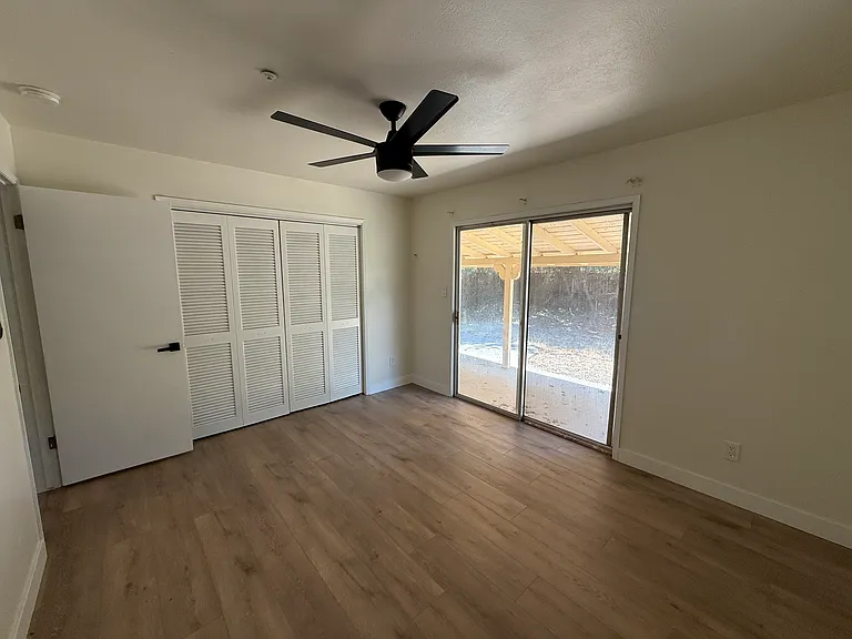 1547 Gregory Way — Photo 17