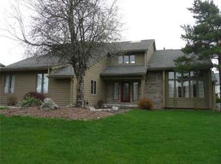 1452 Rivercrest Dr, Perrysburg, OH 43551