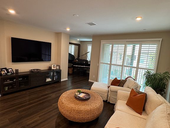 2nd image of 1572 Fig Tree Way