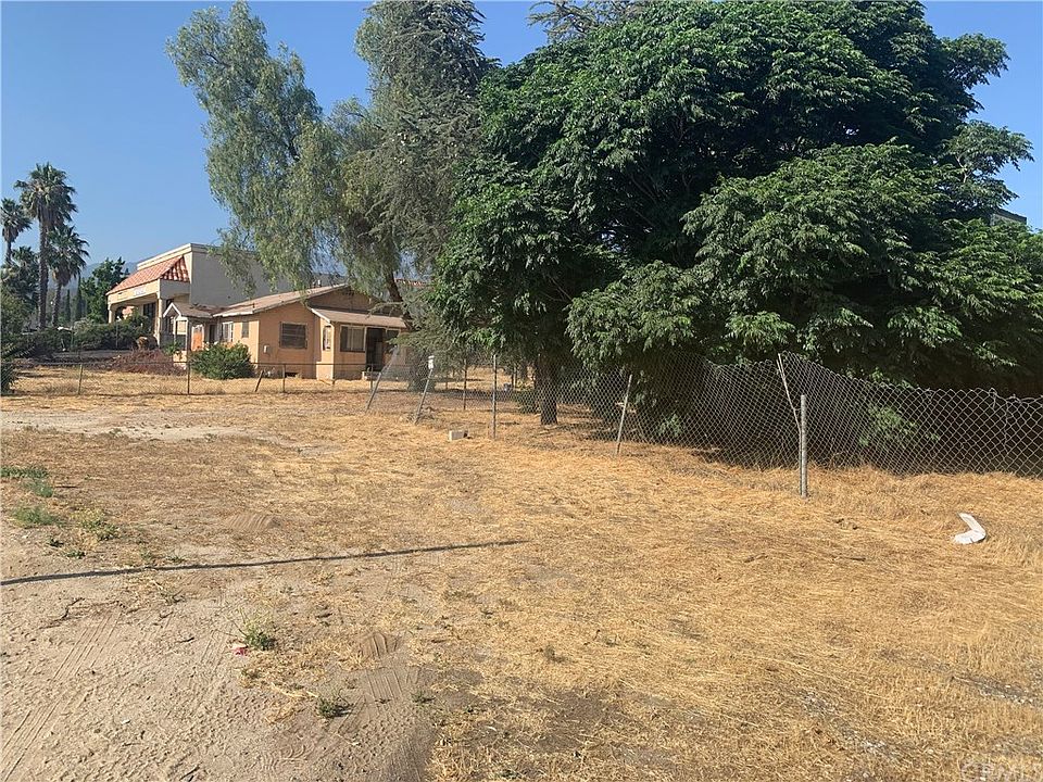 1st image of 10456 Beaumont Ave