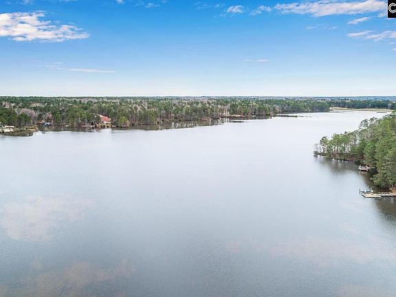2nd image of 311 Harbor Dr