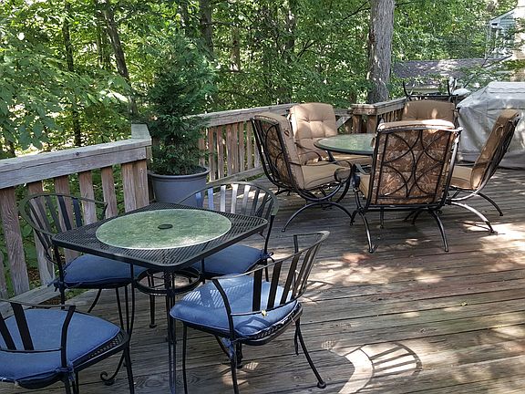 4th image of 3858 Appaloosa Dr