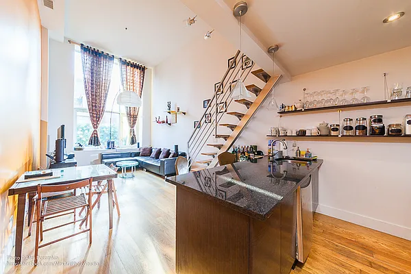 Sold by Silversons Realty LLC | media 11