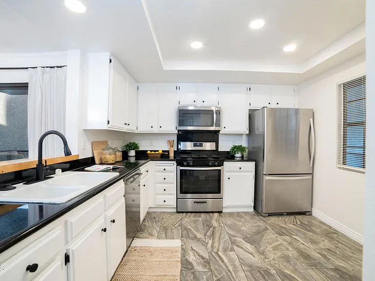 130 Monterey Rd #205 — Photo 5