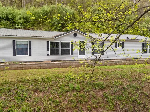 8392 Highway 191, West Liberty, KY 41472