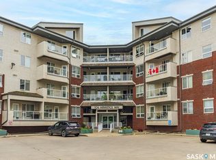 106 Armistice Way #113, Saskatoon, SK S7J 2H4