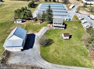 328 Hill Rd, Womelsdorf, PA 19567