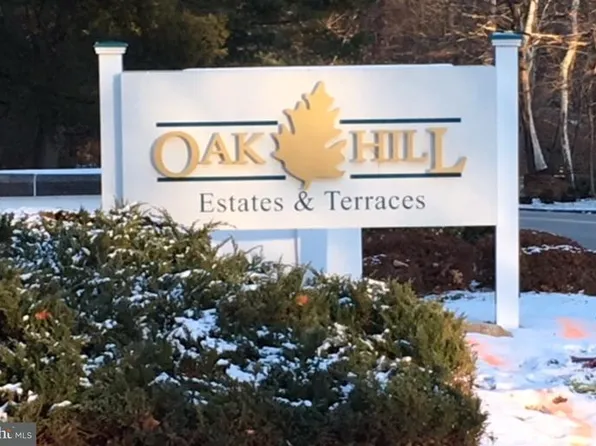 1750 Oakwood Ter #8-A, Penn Valley, PA 19072