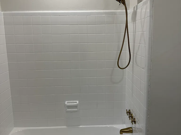 3 Pinecrest Ct #B — Photo 12