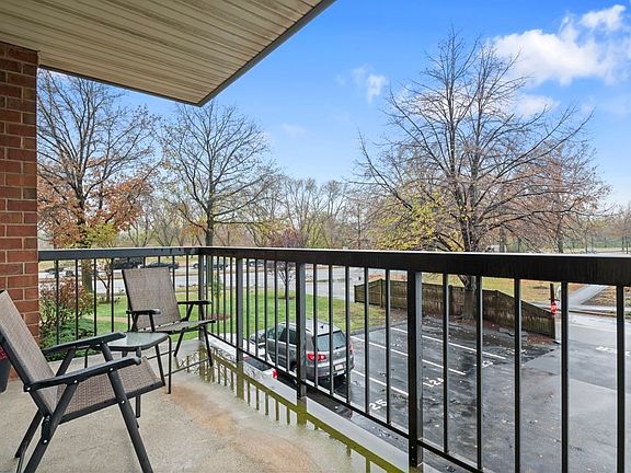 3rd image of 3920 Mystic Valley Pkwy APT 120
