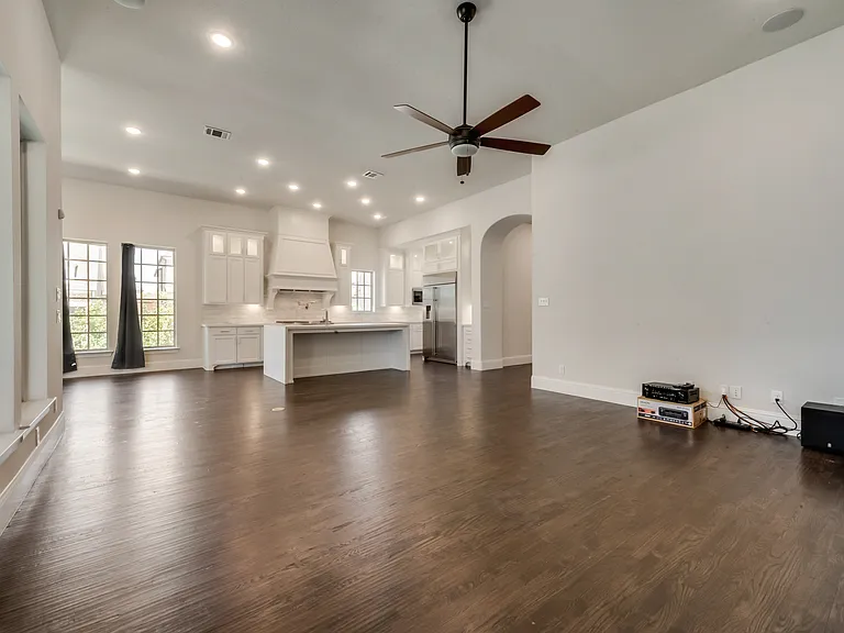 6887 Tranquility Ct — Photo 22