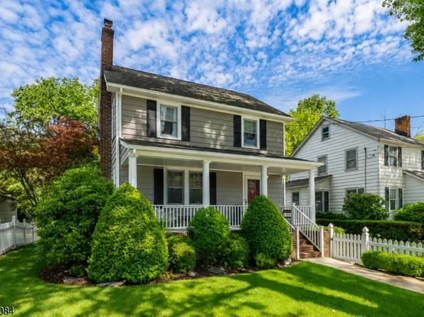 59 N Passaic Ave, Chatham, NJ 07928