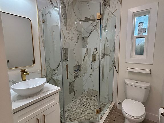 5th image of 837 Rio Claro Ct