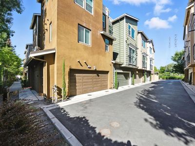 319 Charles Morris Ter, Sunnyvale, CA, 94085