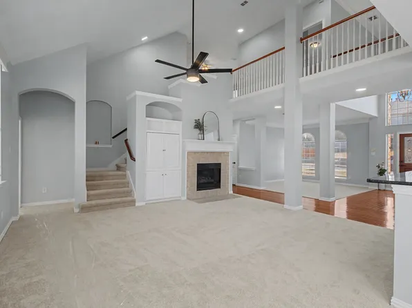 4706 Coventry Ln, Arlington, TX 76017