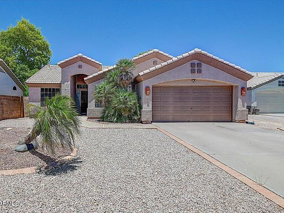3rd image of 432 W SILVER CREEK Court