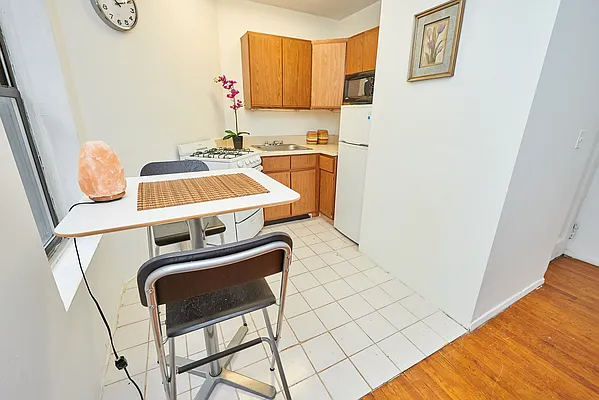 Rented by Genik Group Corp | media 25