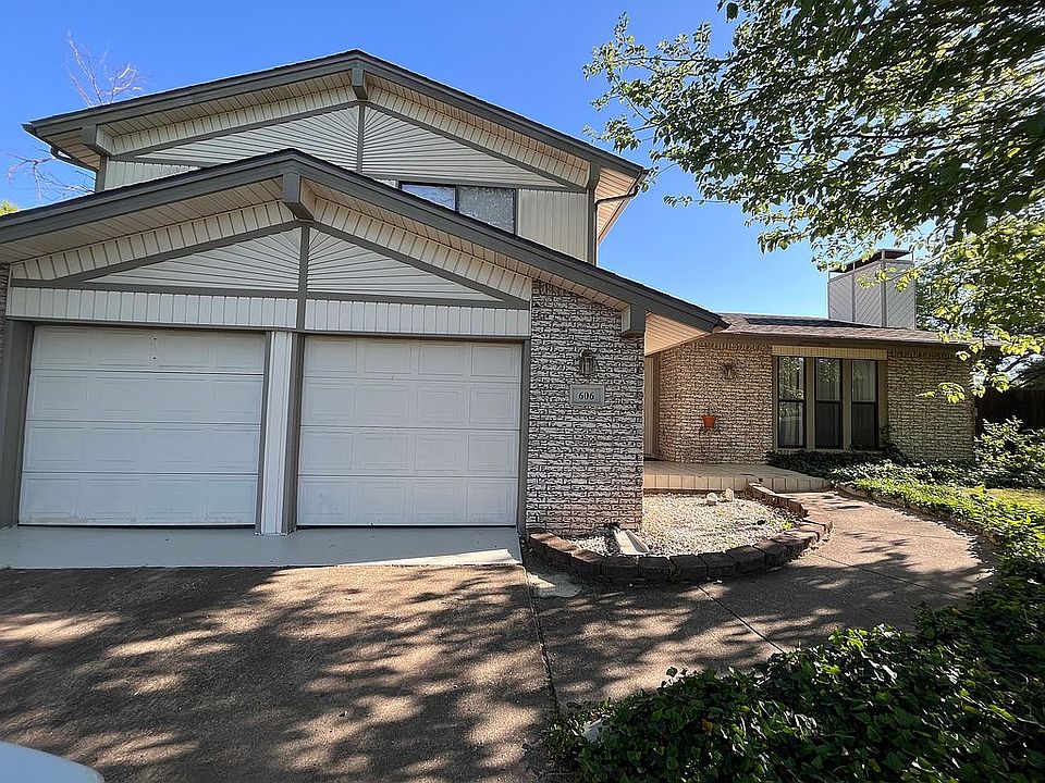 1st image of 606 Madison Ct