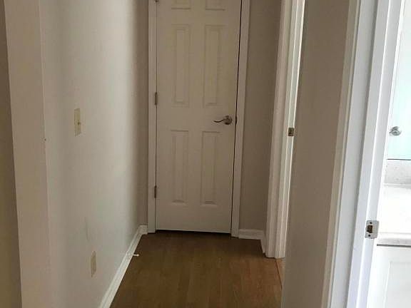 2nd image of 8266 Lakemont Dr