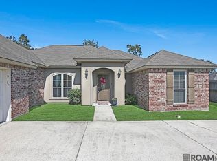 9175 Yellowfin Dr, Denham Springs, LA 70726